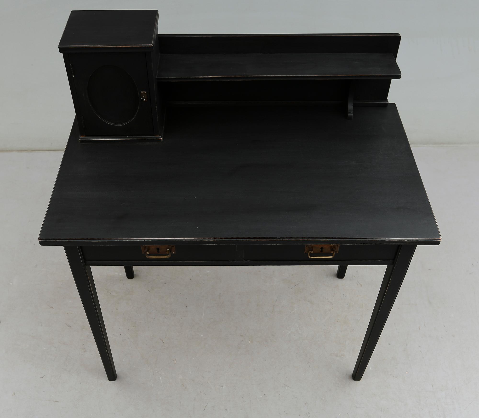 SKRIVBORD, 1900-talets första hälft.