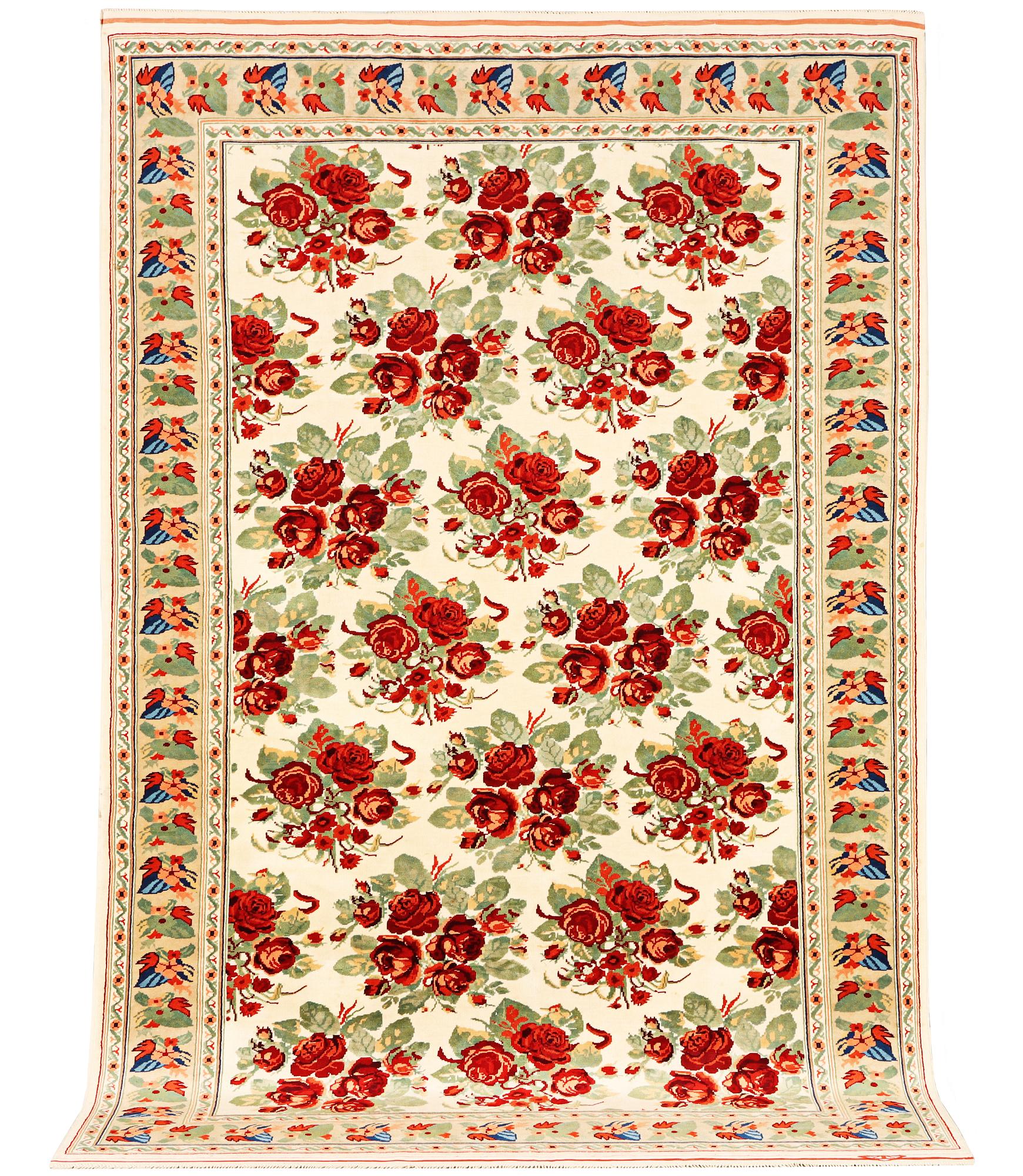 A Bakhtiari carpet, a. 310 x 196 cm.