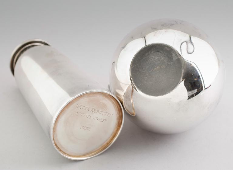 COCKTAILSHAKERS, 2 st, nysilver, GAB och CG Hallberg, 1900-talets första hälft.
