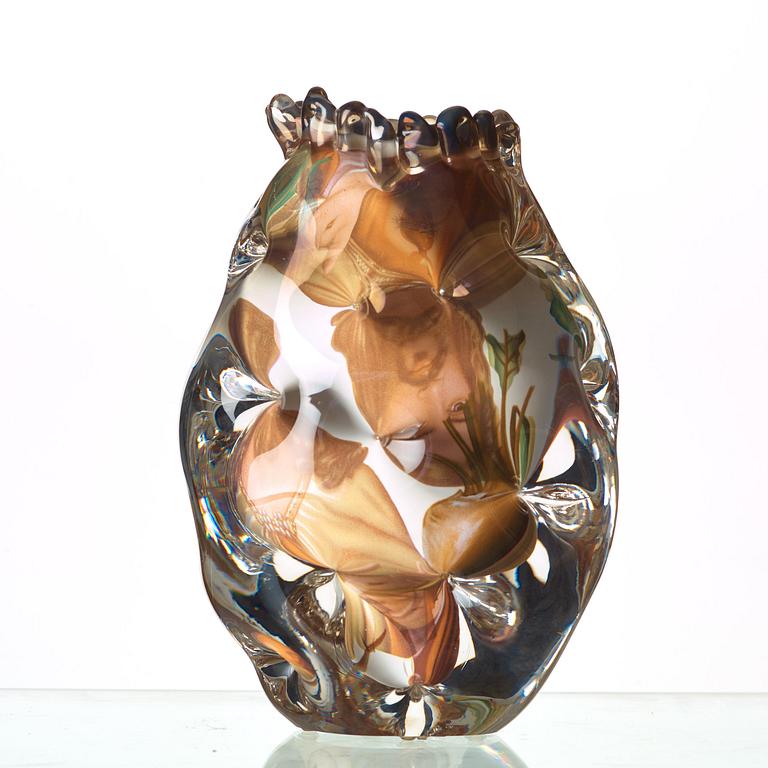 Per B. Sundberg, a  unique 'Fabula' glass vase, Orrefors 2003.