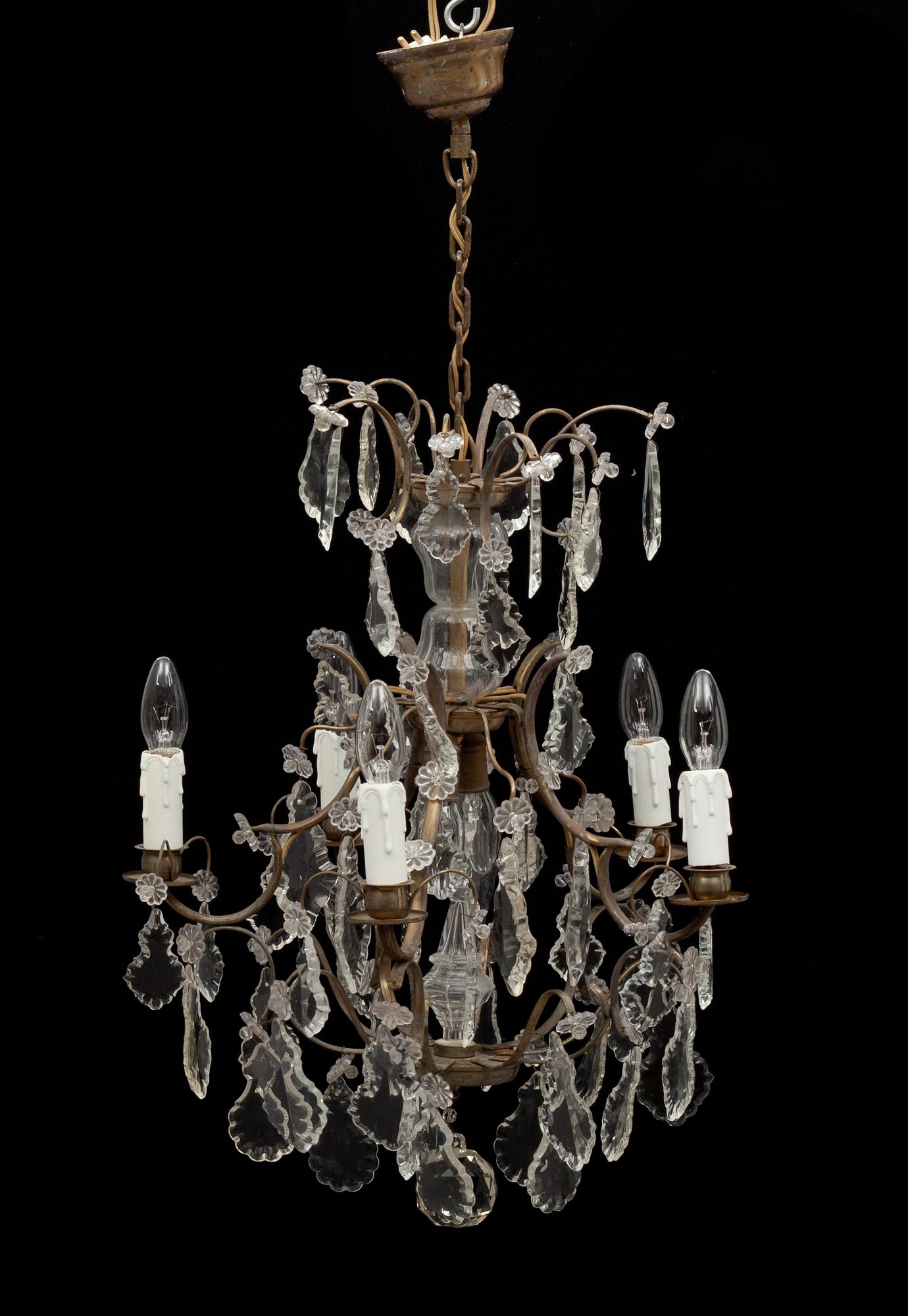 LJUSKRONA samt LAMPETTER, ett par, barockstil, 1900-tal.