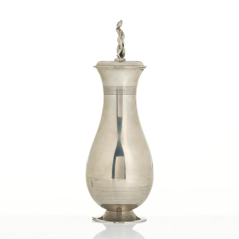Sylvia Stave, a lidded vase model 5295, C.G. Hallberg, Stockholm, 1931.