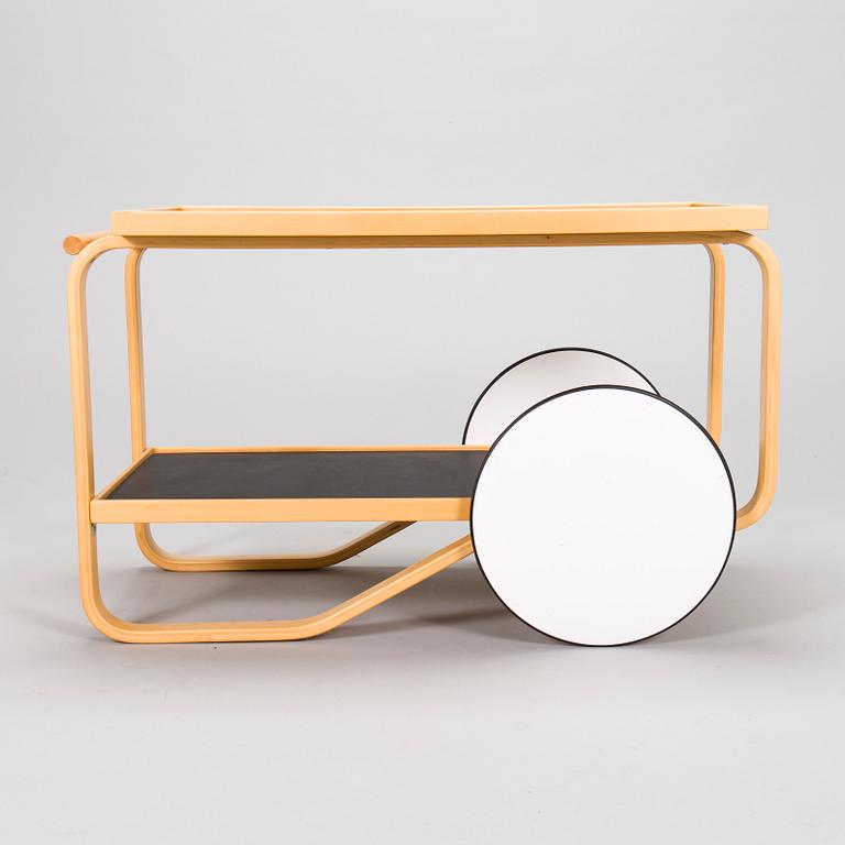 Alvar Aalto, tea trolley model 901, Artek, late 20th century.