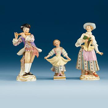 A set of three Meissen figures, end of 19th Century.