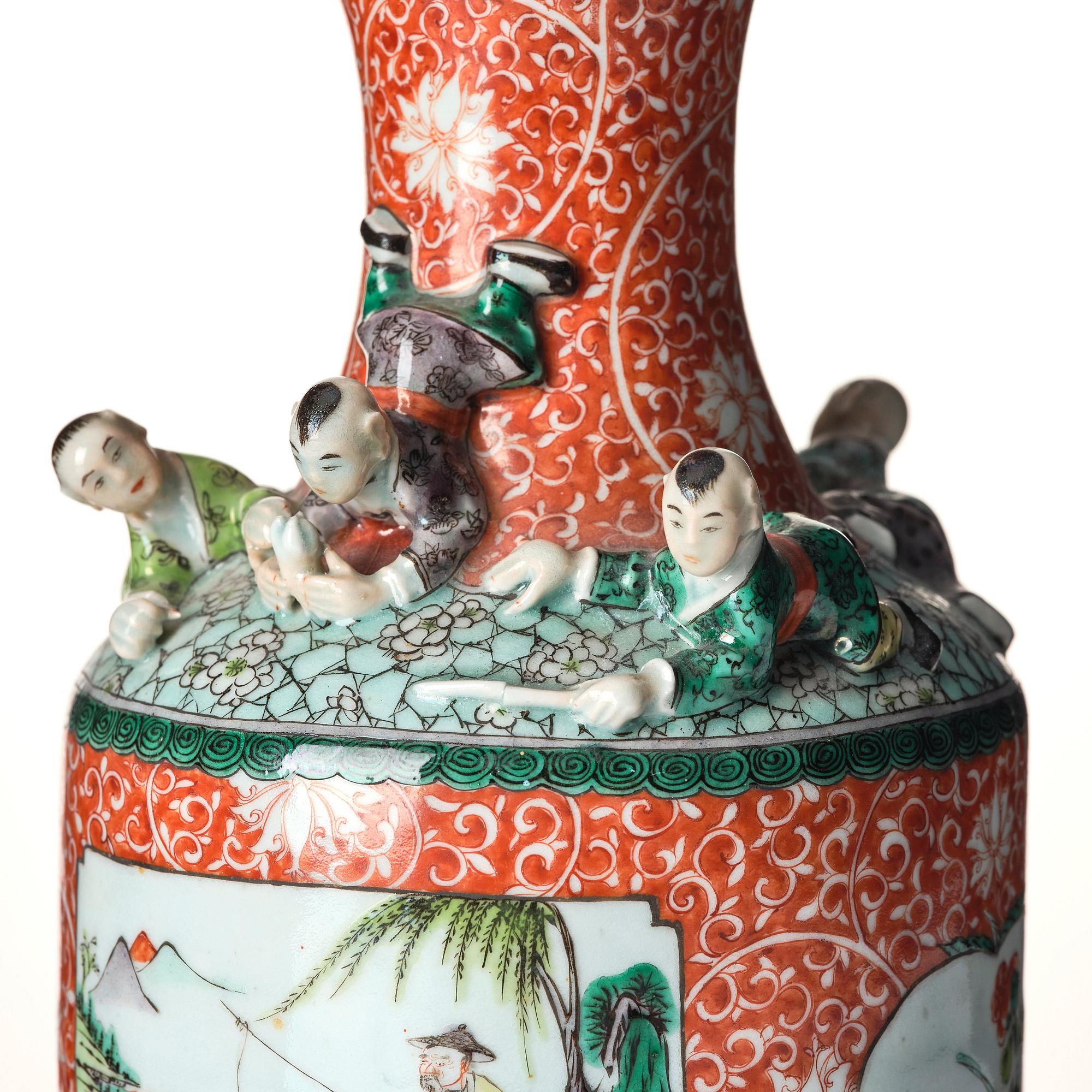 A Chinese porcelain vase, made in to a lamp, Qing dynasty.