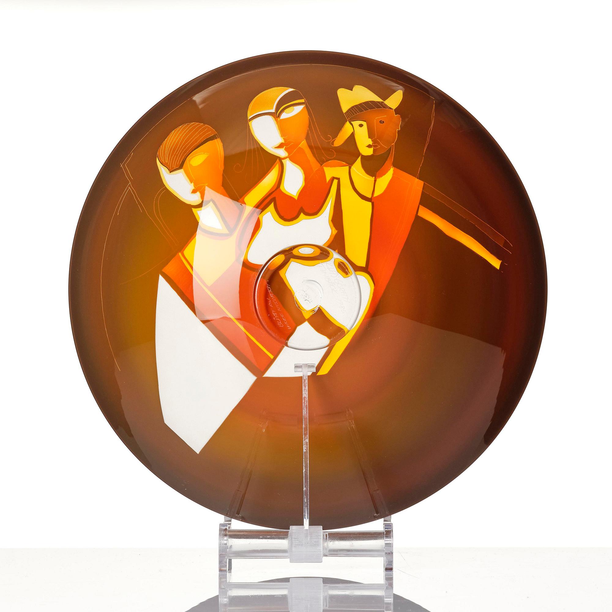 Klas-Göran Tinbäck, a blasted glass bowl, blown by Wilke Adolfsson, 1985.