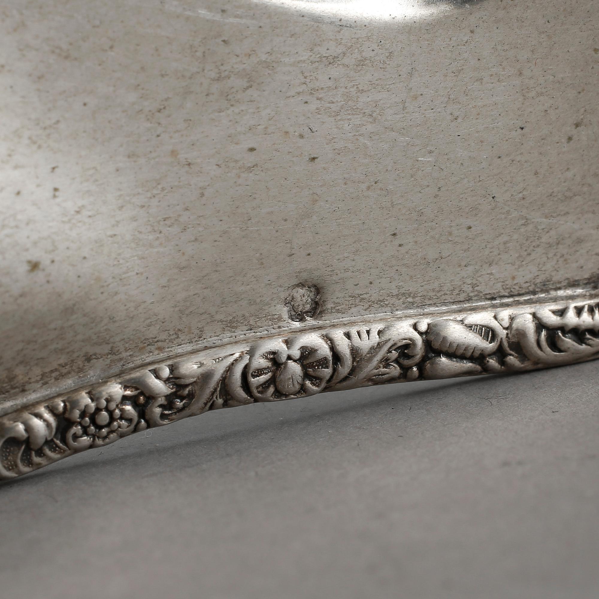 BRICKA, silver, Österrike-Ungern, 1872-1922. Vikt ca 463 gram.