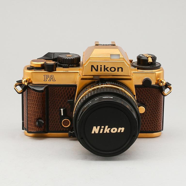 NIKON FA, gold camera grand prix 84 edition, förgylld, 1984.