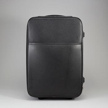 A black ardosie Leather Pégase 55 Suitcase.