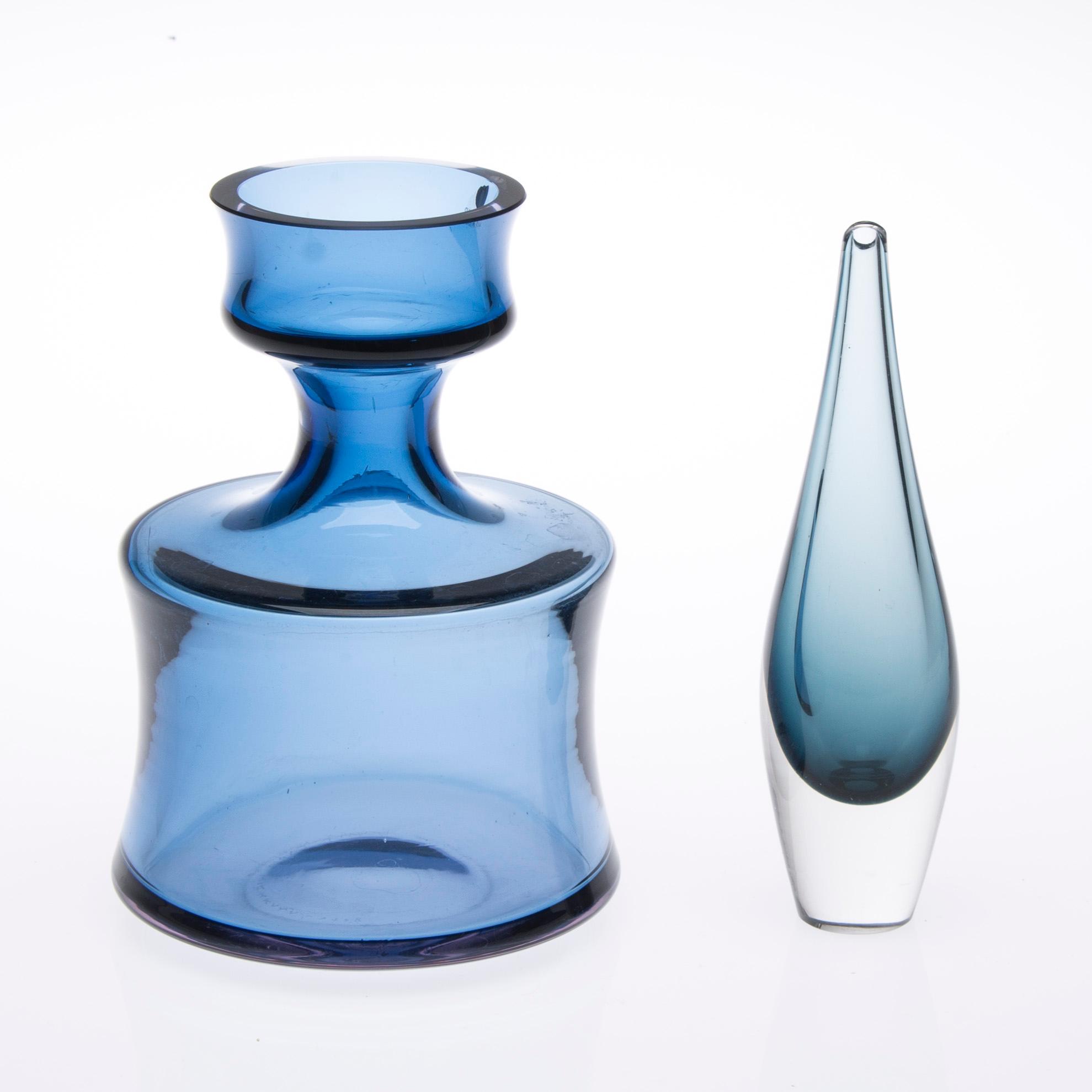 VASER, 2 st, glas,  3538 och 3299, Tapio Wirkkala, Iittala, signerade.