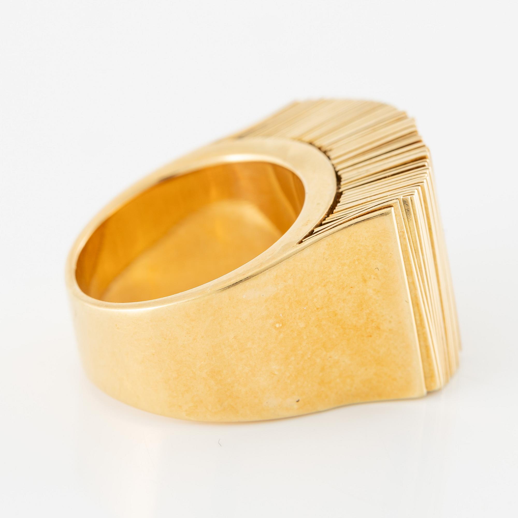 Ring, 18K gold.