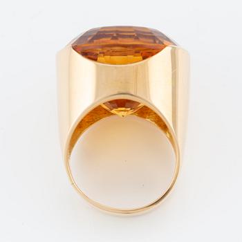 Bengt Liljedahl, ring, 18K guld med en fasettslipad citrin, Stockholm möjligen 1954.