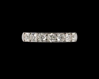 805. RING, Cartier, briljantslipade diamanter, tot. ca 1.20 cts. (E-F/VVS).