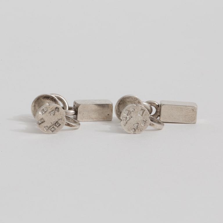 A pair of earrings by Wiwen Nilsson, Lund, 1959.