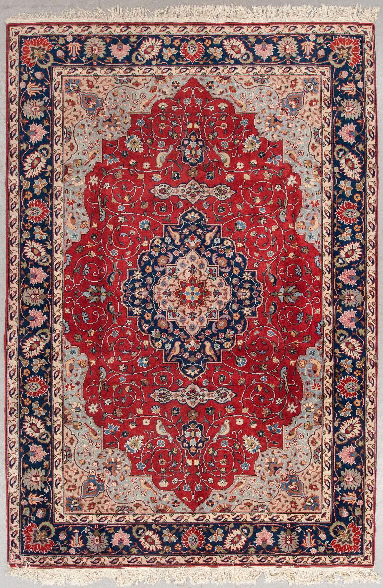 MATTA, old, Täbris, ca 299 x 203 cm.
