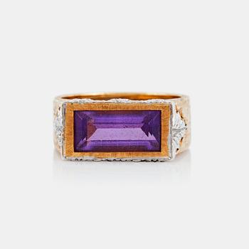 1246. An amethyst ring signed M. Buccellati Italy.