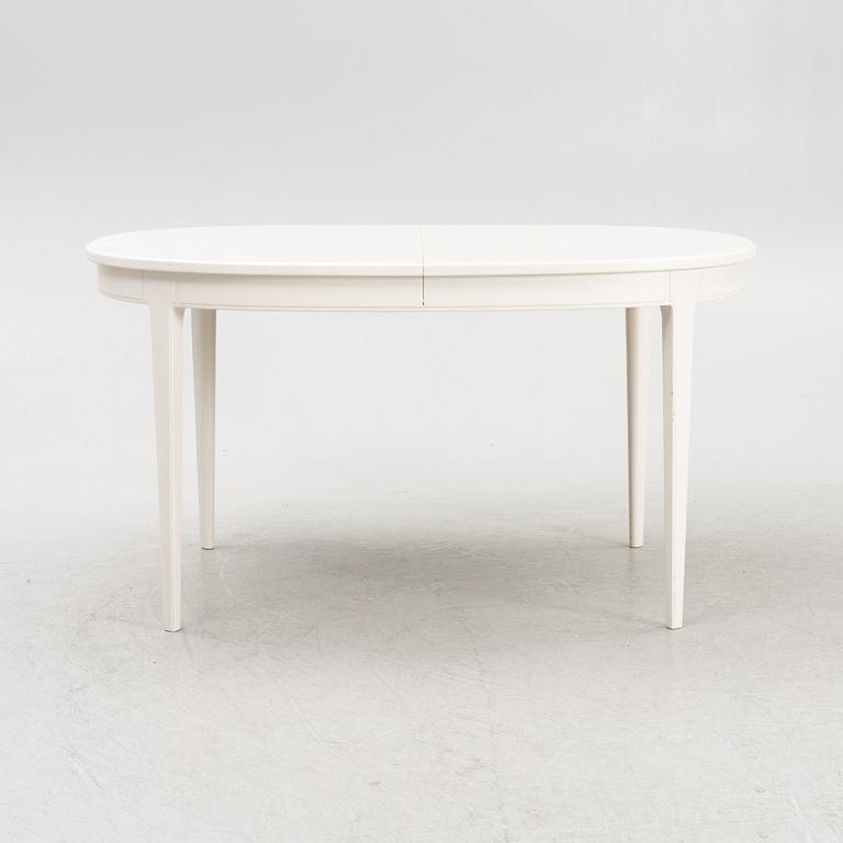 Carl Malmsten, matbord och stolar, 10 st samt karmstolar, ett par, "Herrgården", Bodafors, 1900-talets slut.