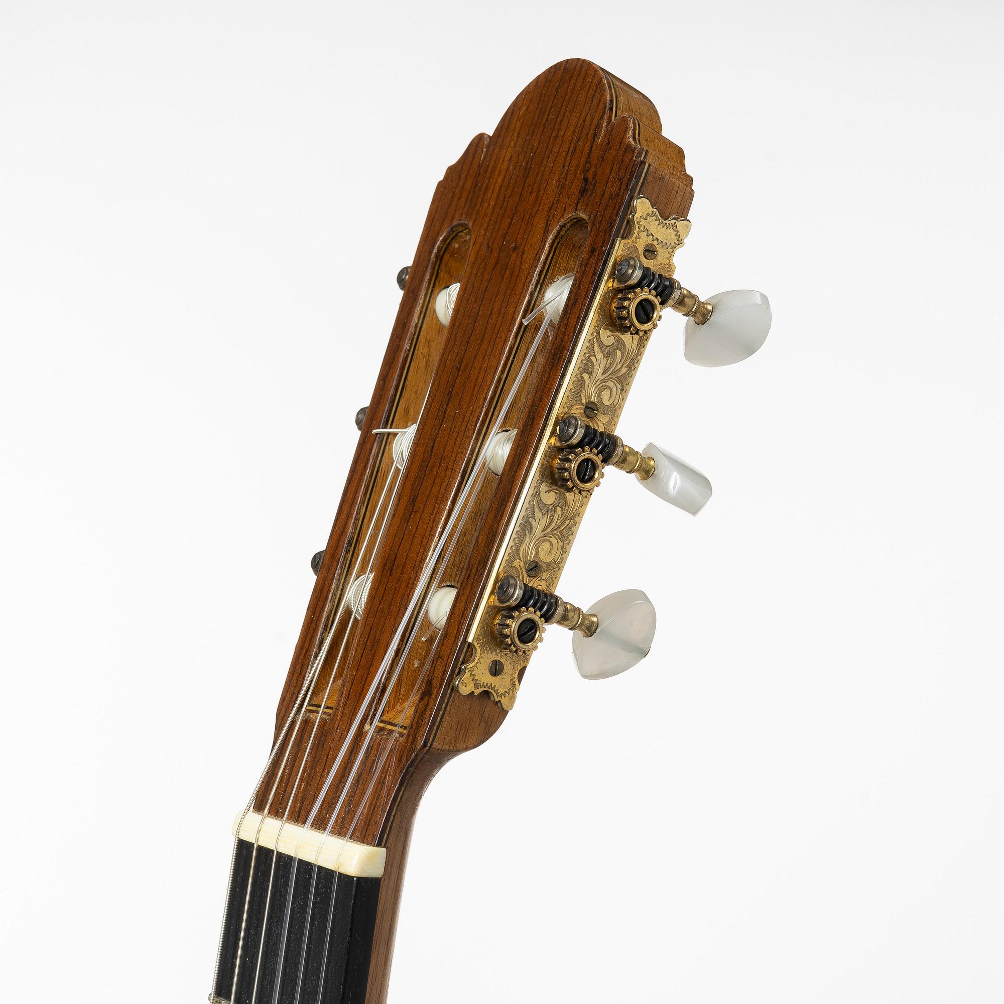 Ignacio Fleta Barcelona, acoustic guitar, "No 168", Spain, 1959.