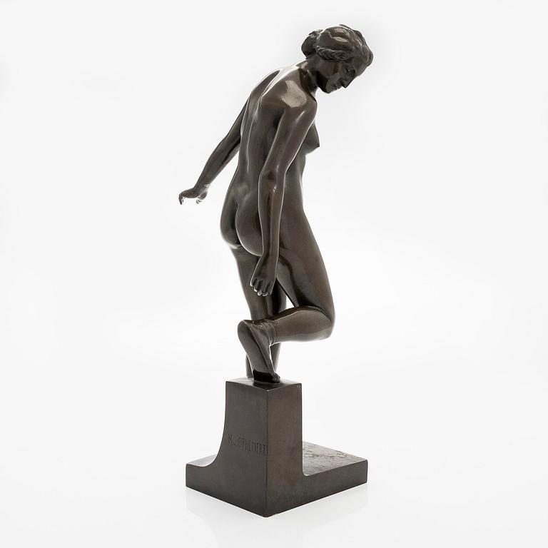 Hendrick Van Ophemert, Standing Woman.