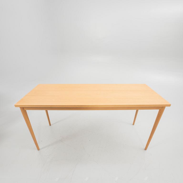 Jonas Lindvall, Bord samt pallar, 9 delar, "Oak", för Skandiform.