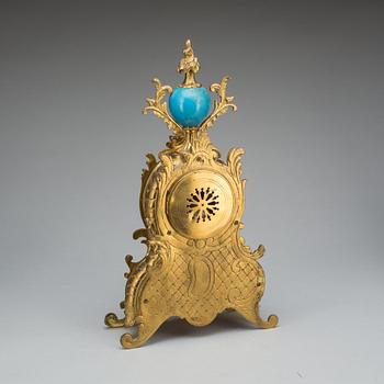 BORDSGARNITYR, 3 delar, nyrokoko, 1800/1900-tal.