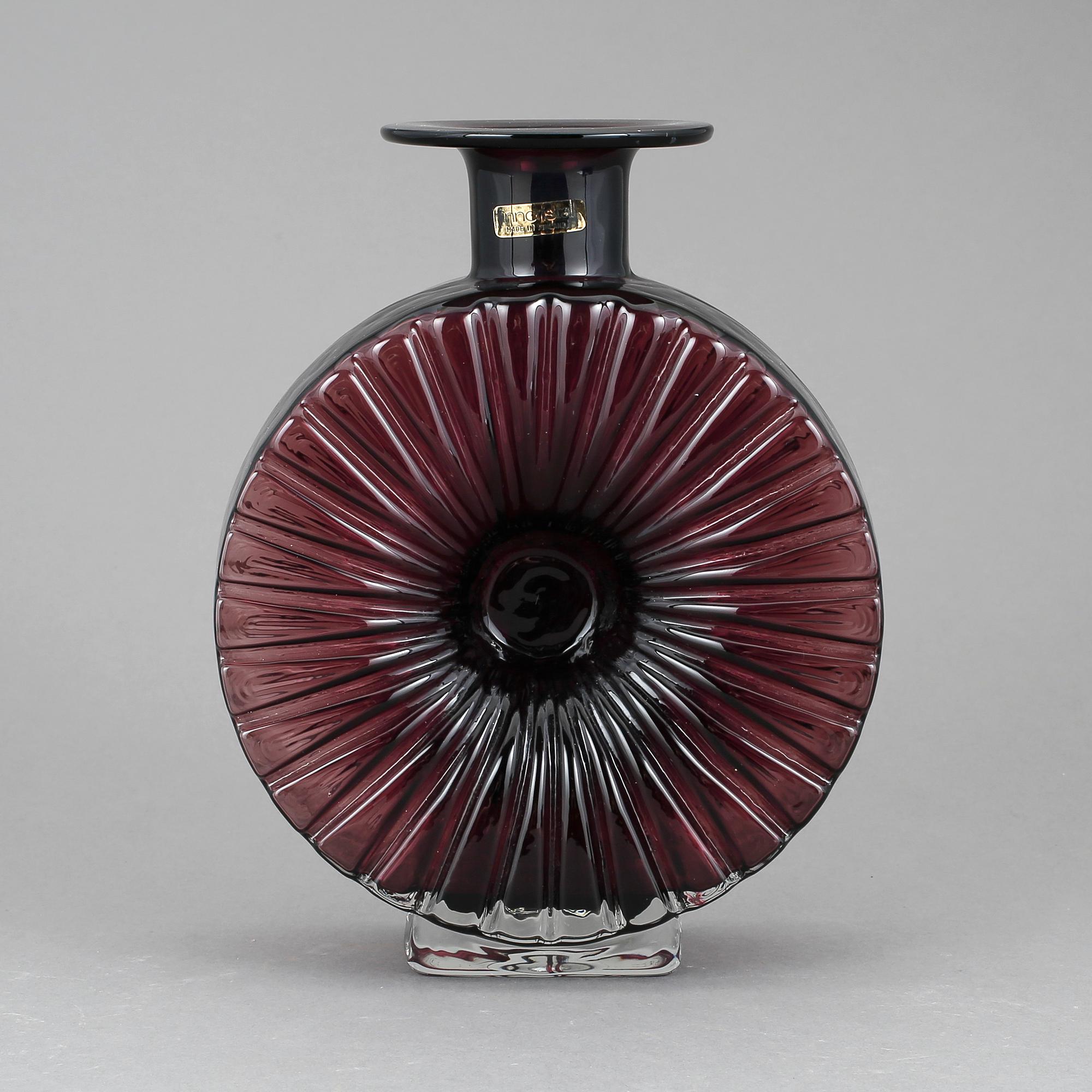 FLASKA, "Solflaskan", Helena Tynell, Riihimäen lasi, Finland, 1900-talets senare hälft.