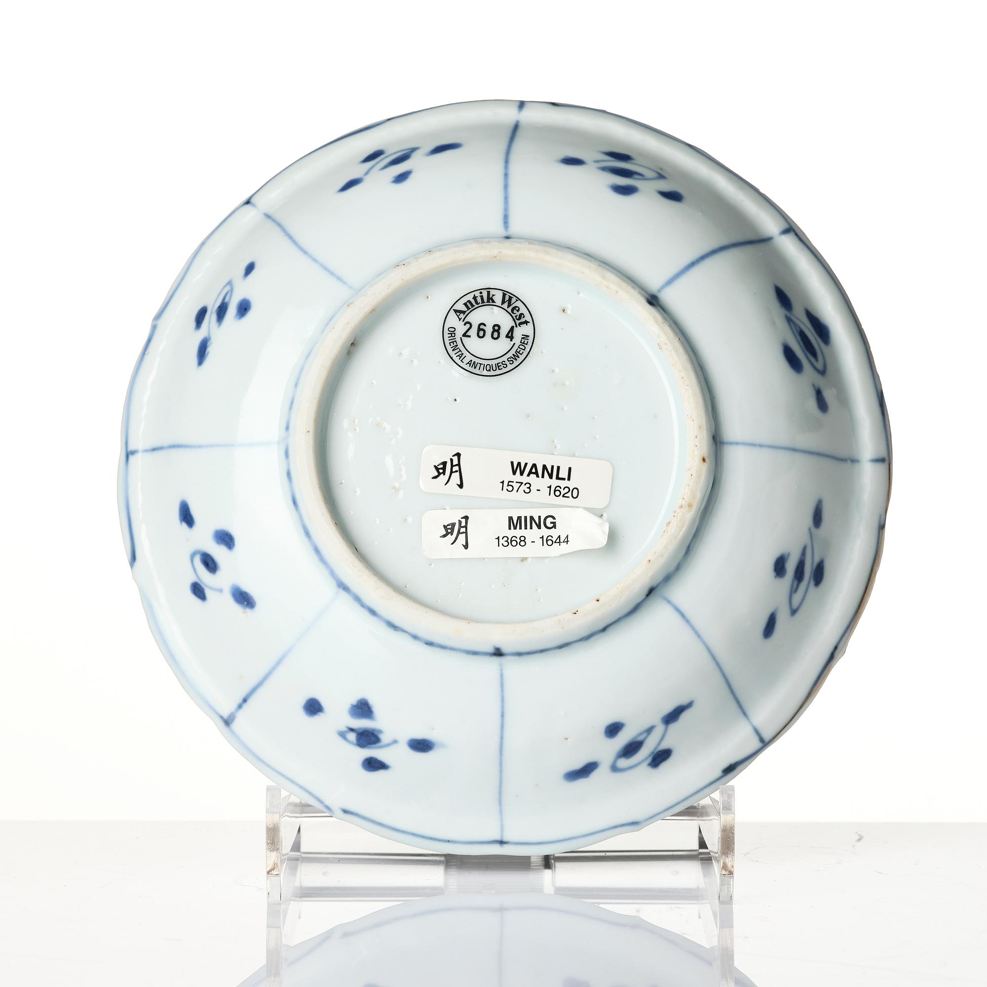 A blue and white kraak porcelain dish, Ming dynasty, Wanli (1572-1620).