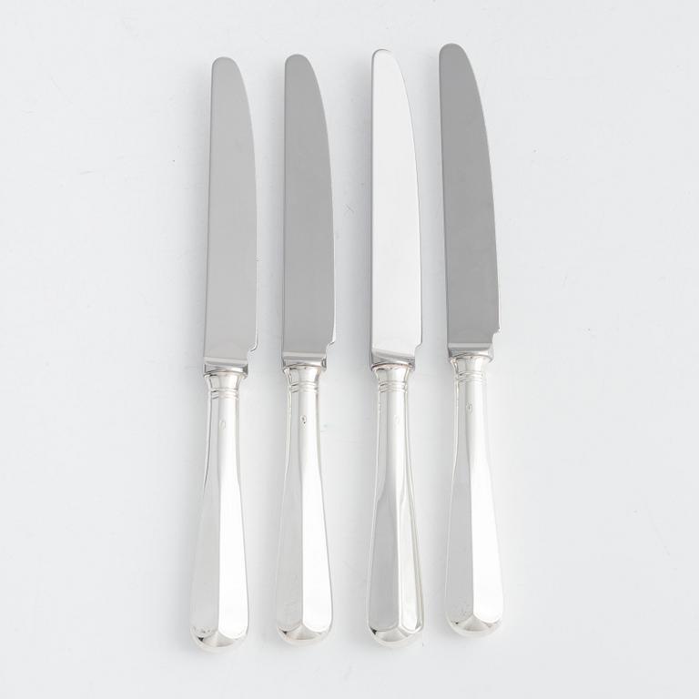 A Set of English Sterling Silver Table Knives, Sheffield 2005 (24 pieces).