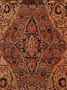 A CARPET, an antique/semi-antique Kashan so called Motachem, ca 333,5-354 x 218-243 cm.