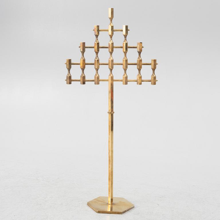 Golvkandelaber, mässing, Metallslöjden Gusum, 1900-talets andra hälft.
