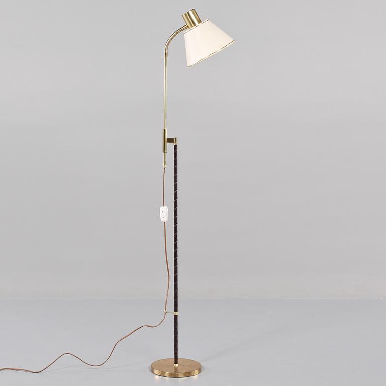 GOLVLAMPA, 1900-talets andra hälft.