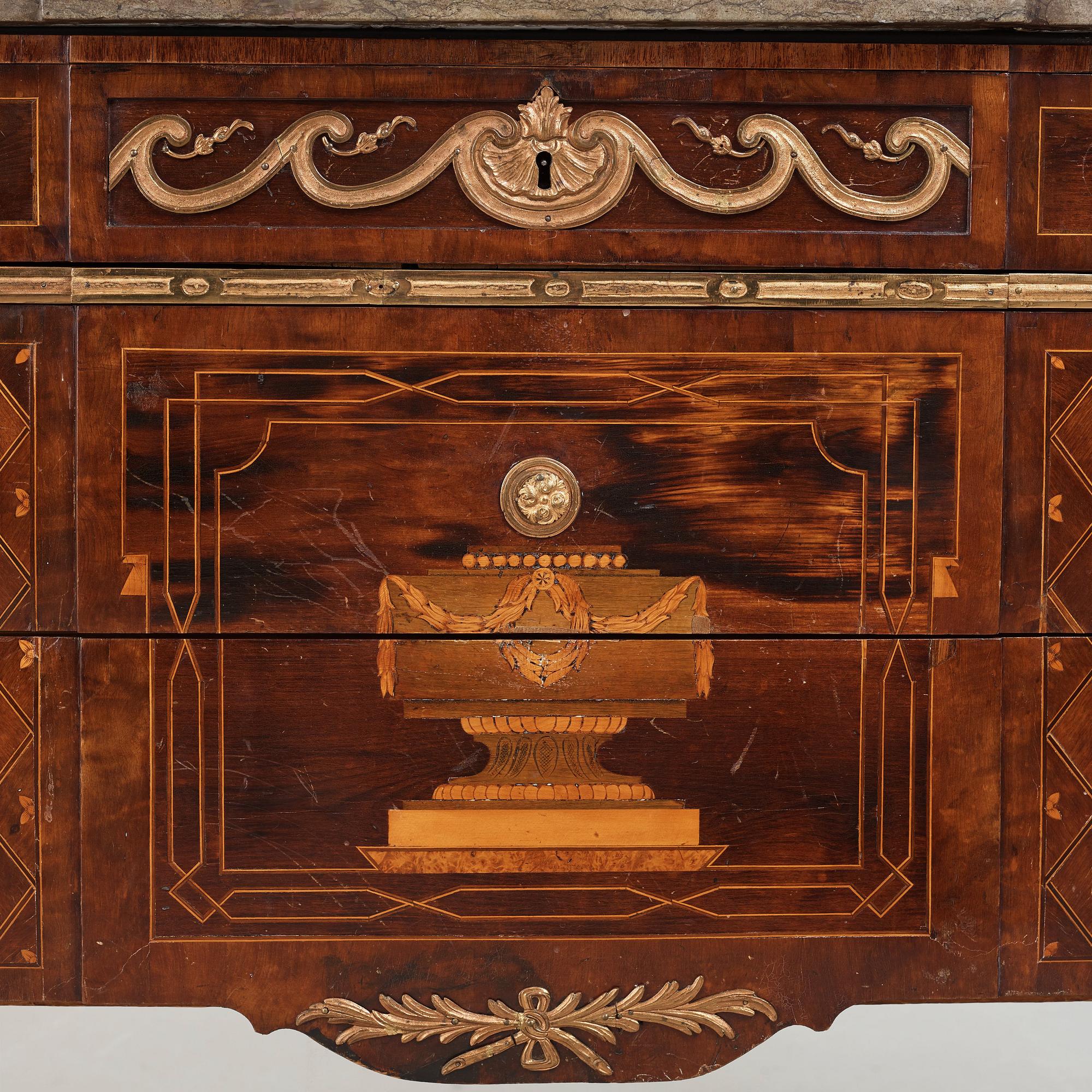 A Gustavian late 18th century commode by Anders Lundelius (master in Stockholm 1778-1823), not signed,