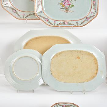 An extensive famille rose dinner service, Qing dynasty, Qianlong (1736-95). (106 pieces).
