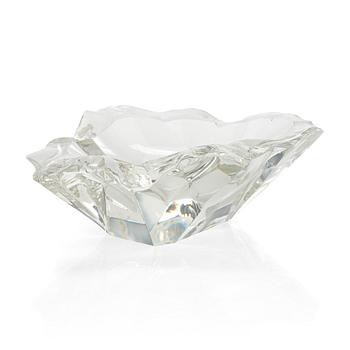 Tapio Wirkkala, a 'Chunk of ice' bowl, signed Tapio irkkala -56.