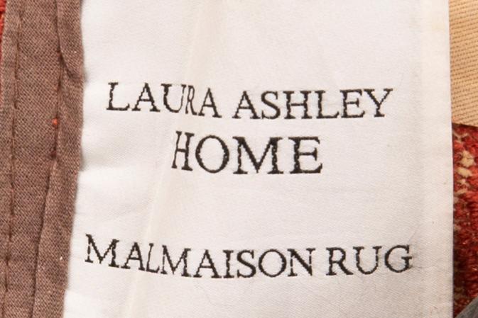 Laura Ashley rug machine-sewn approx. 225x155 cm.
