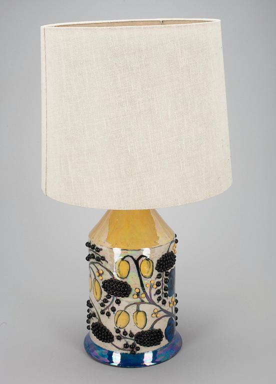 Birger Kaipiainen, BORDSLAMPA.