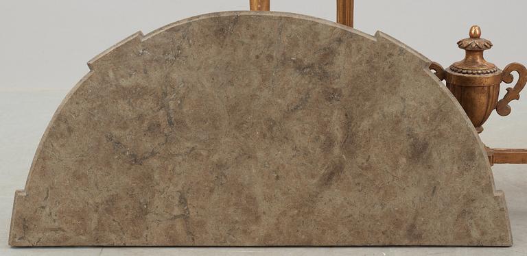 KONSOLBORD. Stockholmsarbete, 1700-talets slut. Gustavianskt.