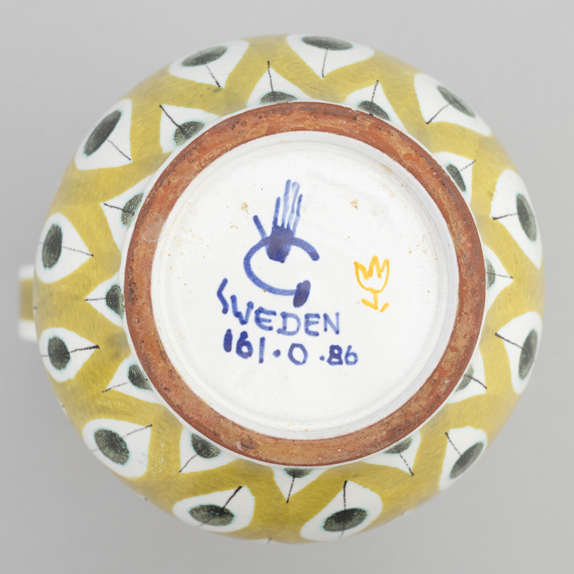 Stig Lindberg, an earthenware vase, Gustavsbergs studio.