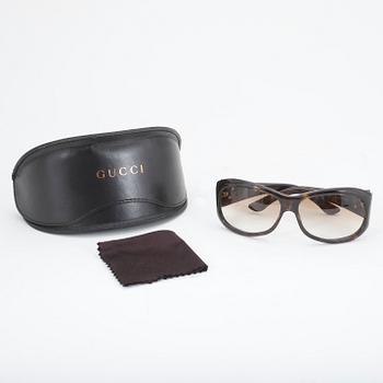 SOLGLASÖGON, Gucci, 2000-tal.