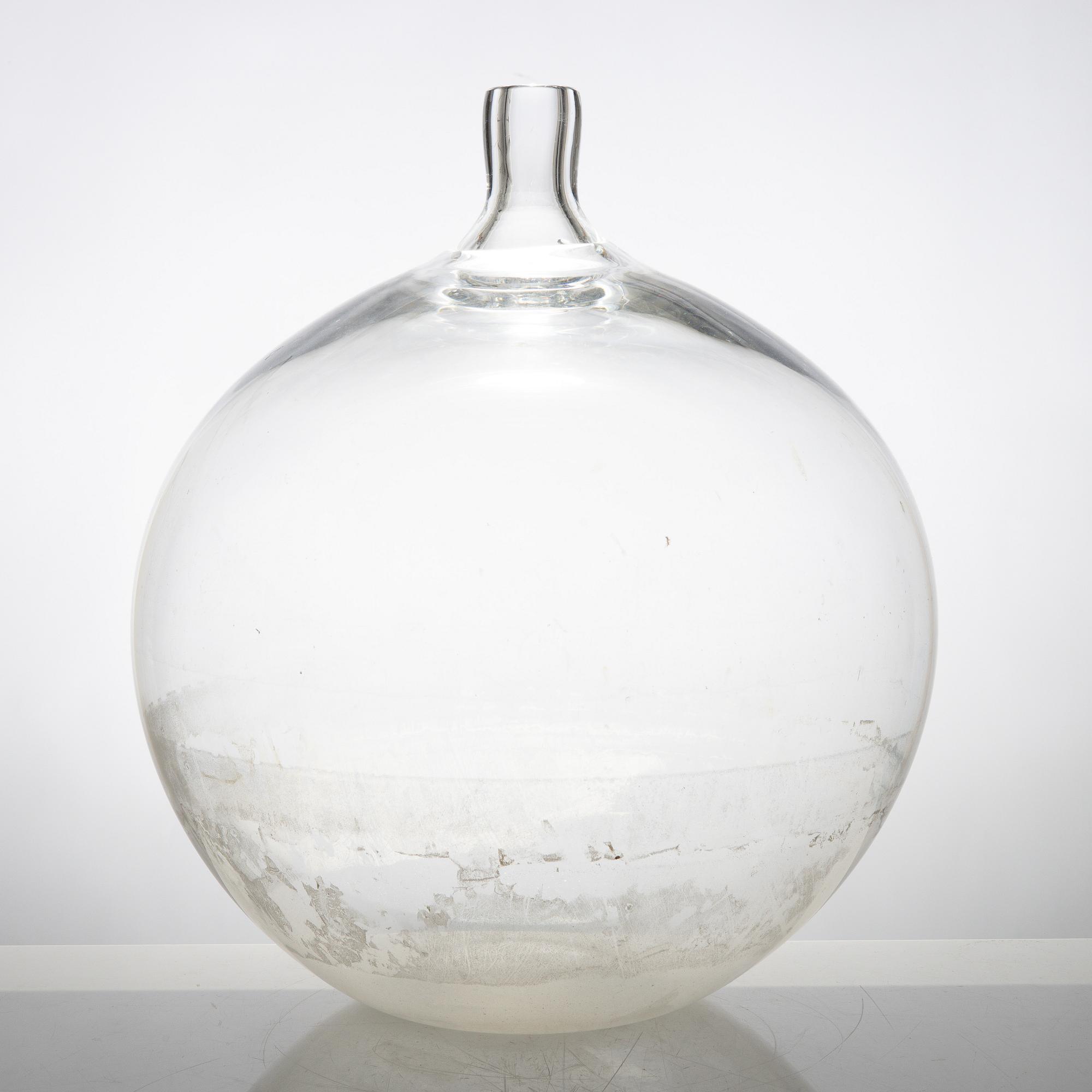 Ingeborg Lundin, a glass vase, "Äpplet", Orrefors Expo.