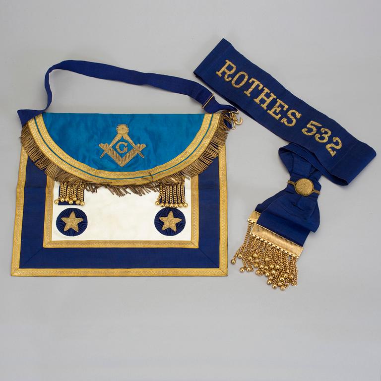 FRIMURARSYMBOLER, 2 delar, Skottland, sekelskiftet 1900.