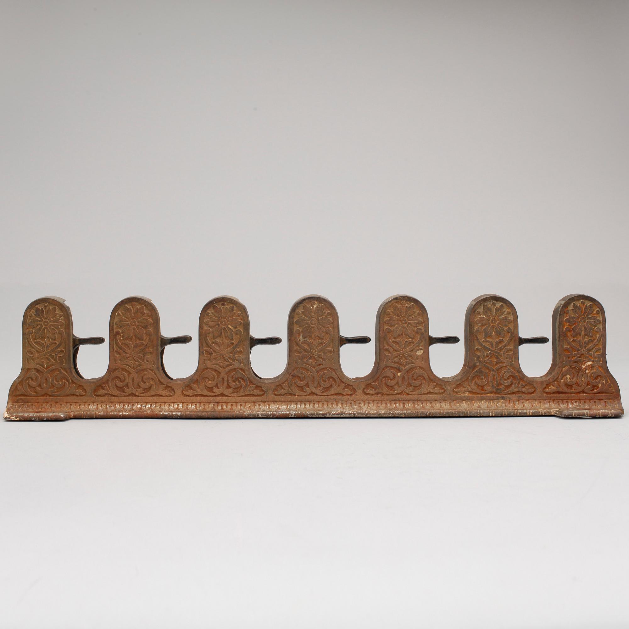 PARAPLYSTÄLL, 2 delar, metall, jugend, omkring 1900.