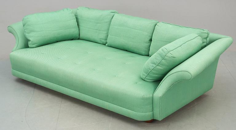 A Josef Frank sofa 'Liljevalchs', Svenskt Tenn.