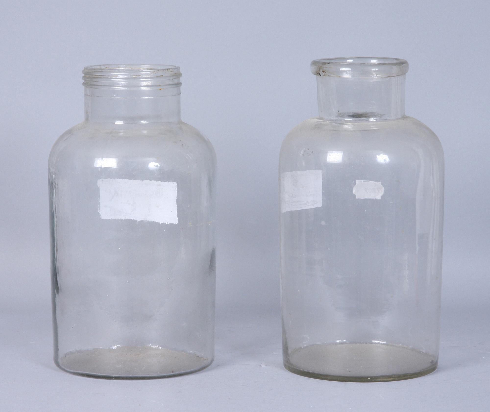 GLASBURKAR, 2 st, 1900-tal.