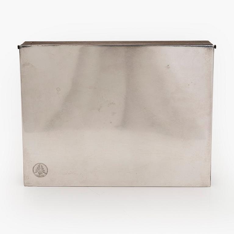 Tapio Wirkkala, A silver lidded box, Kultakeskus, Hämeenlinna 1976.