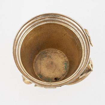 Franco Lapini, a wine cooler, Italy.