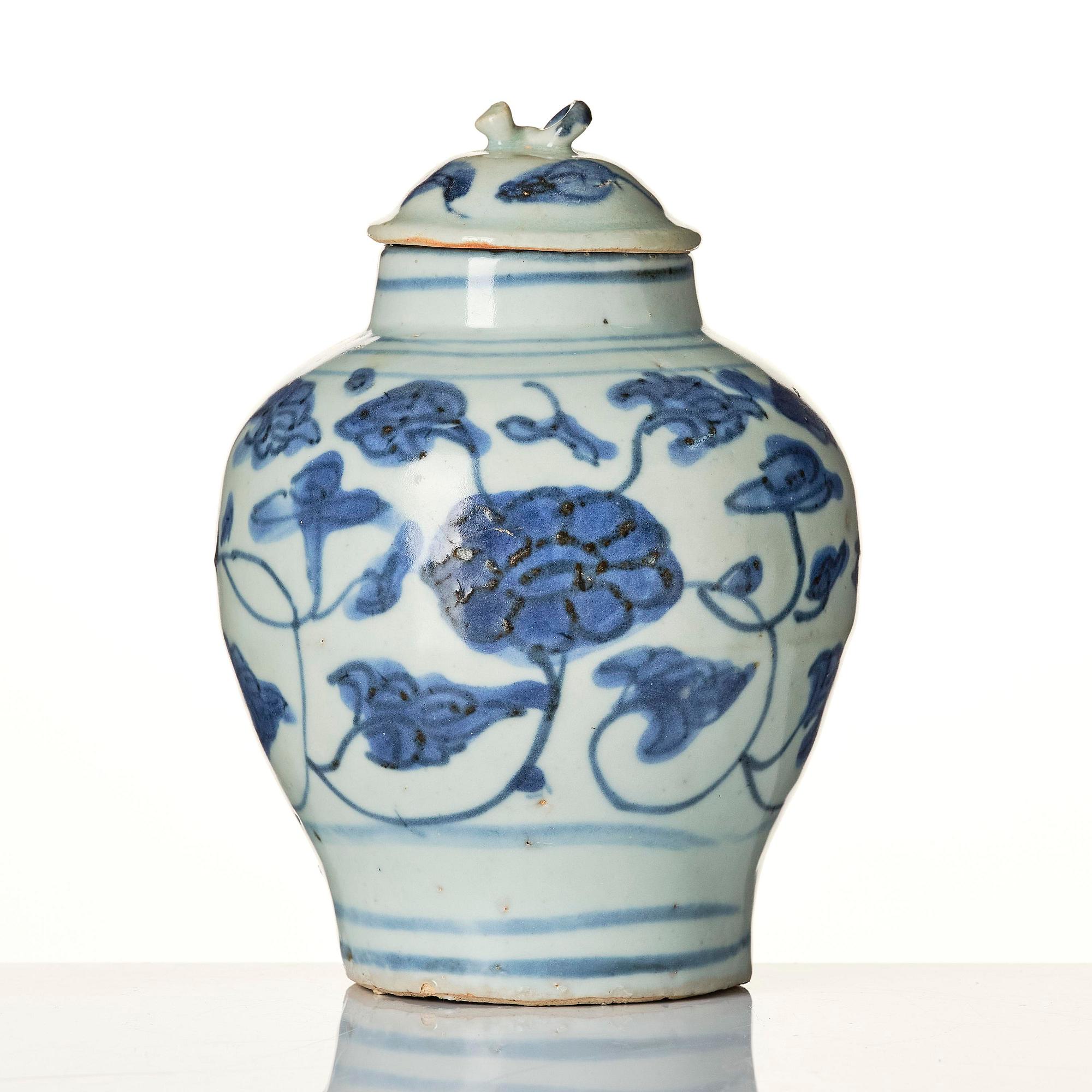 A blue and white jar with cover, Ming dynasty (1368-1644).