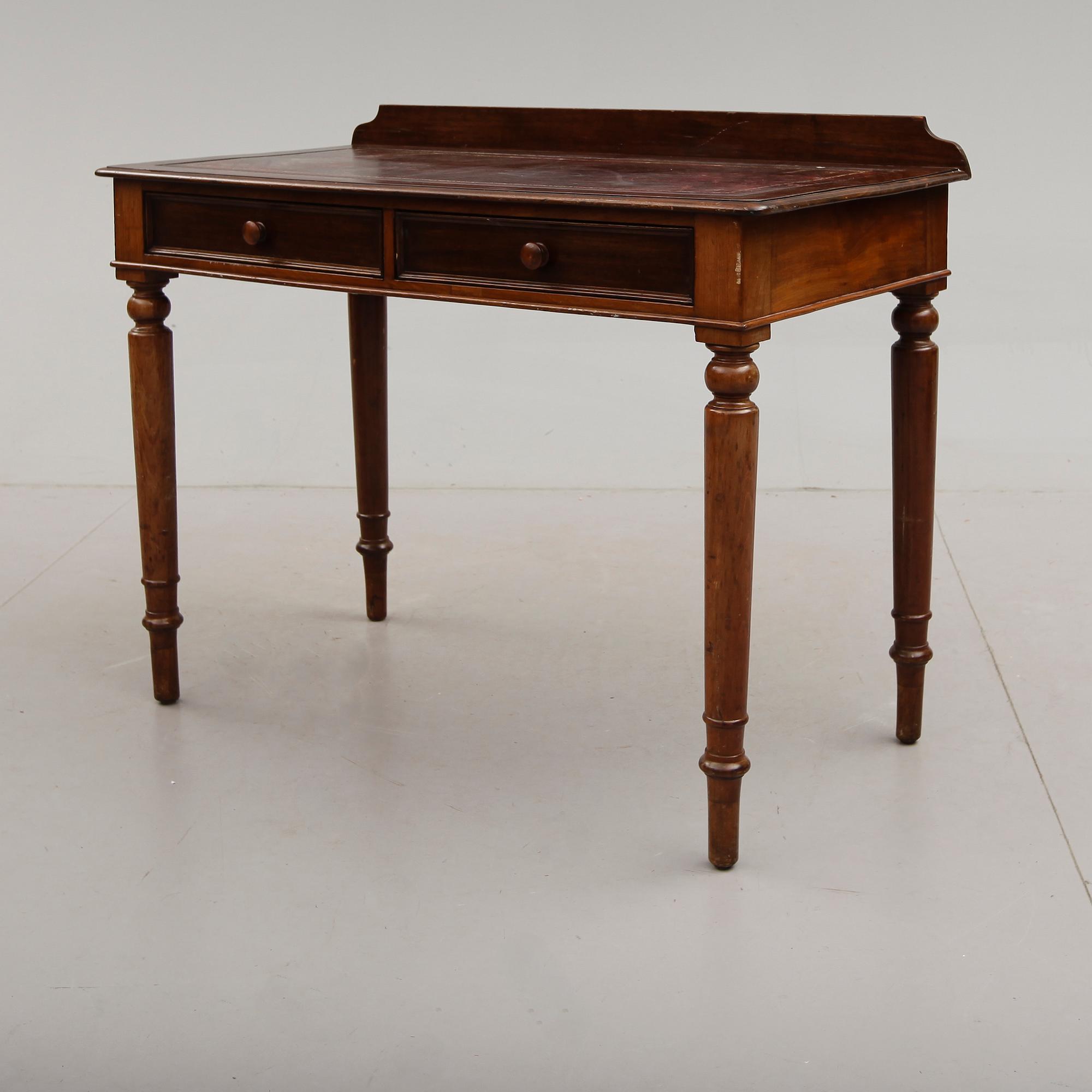 SKRIVBORD, England, 1800-talets andra hälft.