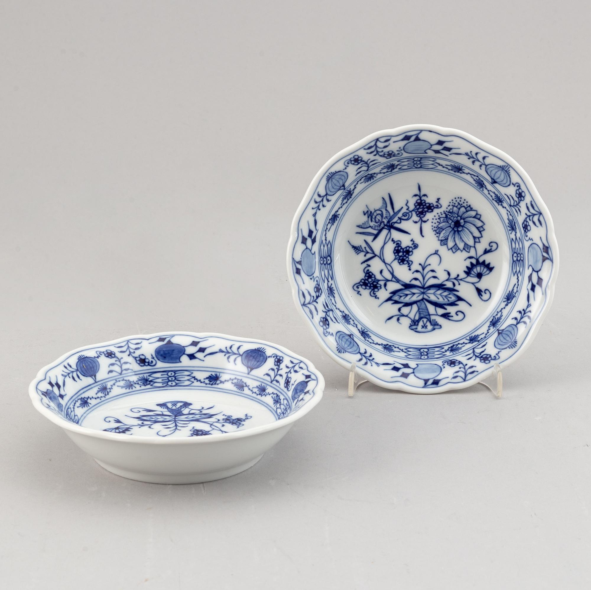 Meissen, servisdelar, 23 st, porslin, "Zwiebelmuster/Lökmönstret", Tyskland.