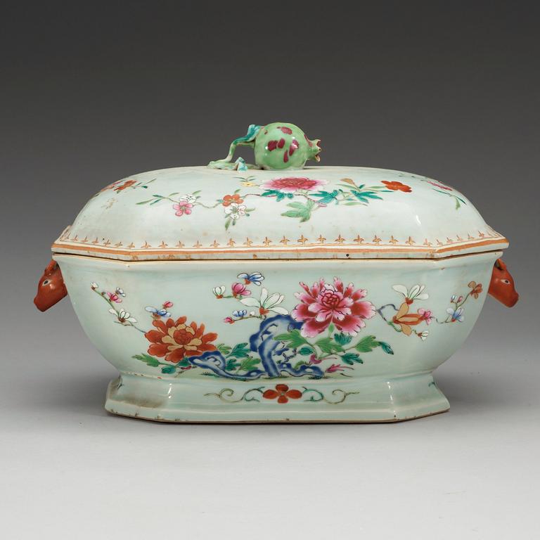 TERRIN med LOCK, kompaniporslin. Qing dynastin, Qianlong (1736-95).
